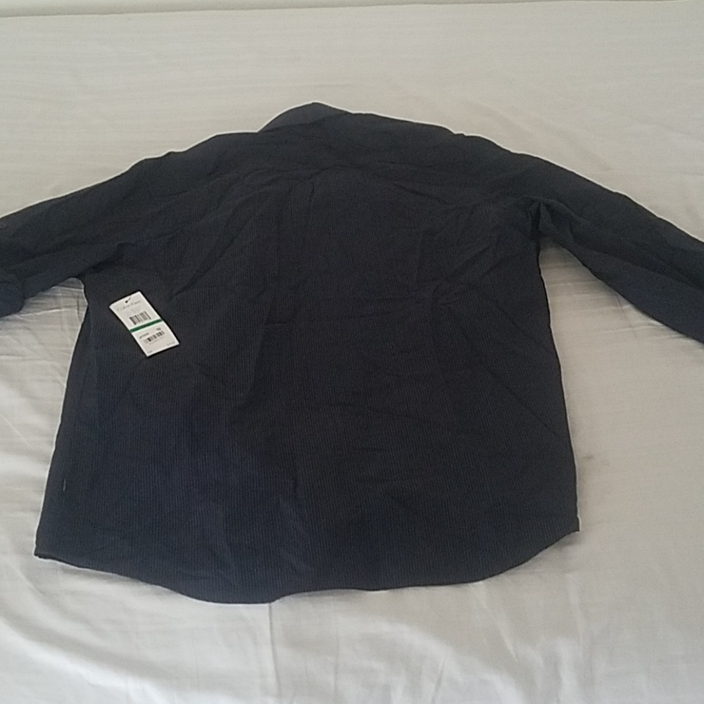 Shirt - Picture 2 of 2
